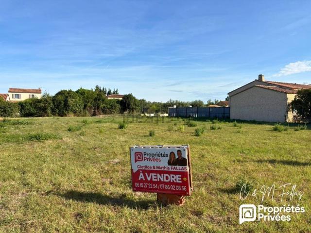Terrain vente à Vieux Travaillan, Travaillan