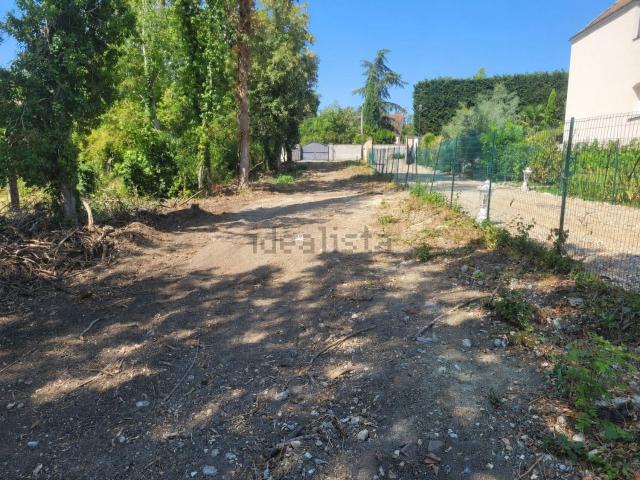 Terrain vente à Vaux-sur-Seine, Yvelines