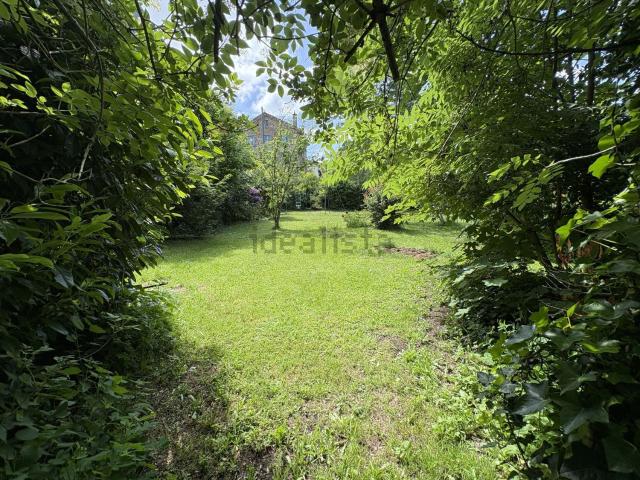 Terrain vente à La Tuilerie, Viroflay
