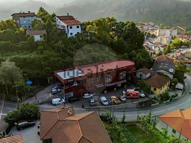 Loja venda em Pesqueiras, Covas