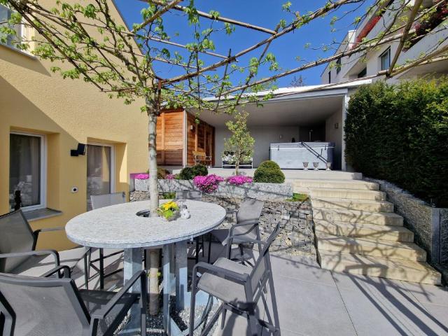 Terrassenwohnung kaufen in Eggenwil, Aargau