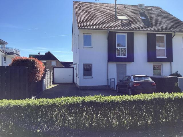 Etagenwohnung kaufen in Moers, Rheinkamp