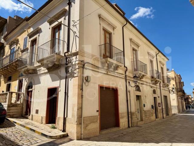 Appartamento in vendita a Comiso, Sicilia