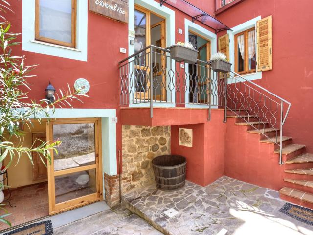 Casa in vendita a Lajatico, Toscana
