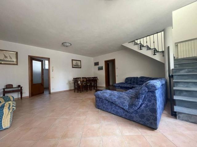 Villa Indipendente in affitto a Tonfano, Toscana