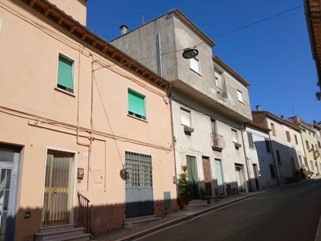 Appartamento in vendita a Alviano, Terni