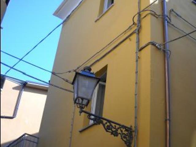 Palazzo in vendita a Marche, Ascoli Piceno