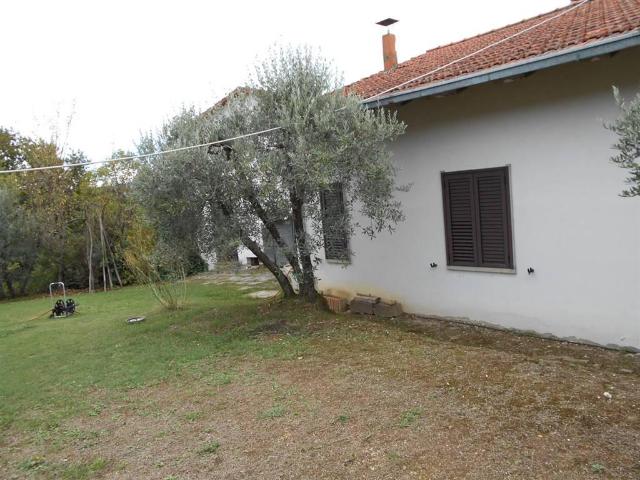Villa Indipendente in vendita a Palazzo Del Pero, Toscana