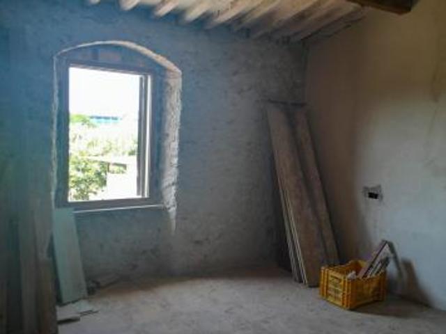 Villa Indipendente in vendita a Carrara, Toscana