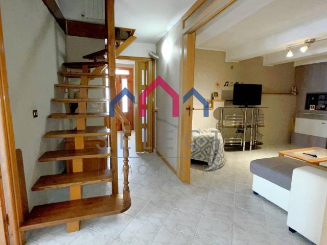 Villa Indipendente in vendita a Unione dei comuni Media Valle del Serchio, Villa Basilica