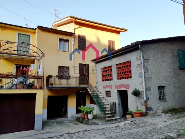 Villa Indipendente in vendita a Anchiano, Borgo A Mozzano