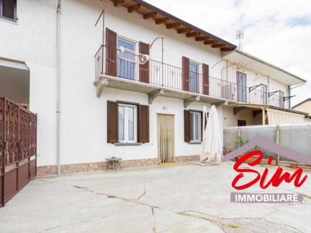 Appartamento in vendita a Borgolavezzaro, Novara