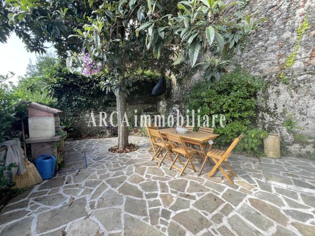 Villa Indipendente in vendita a Santa Lucia, Camaiore