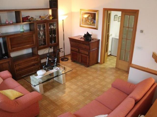 Villa Indipendente in vendita a Unione dei Comuni Circondario dell'Empolese Valdelsa, Castelfiorentino
