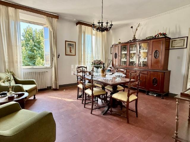Villa Indipendente in vendita a Verciano, Capannori