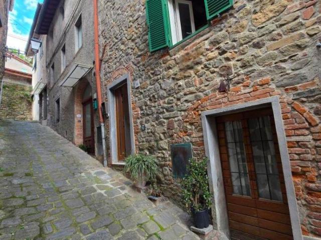 Villa Indipendente in vendita a Al Colle, Capannori