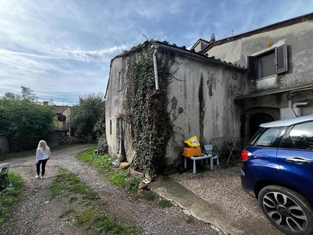 Villa Indipendente in vendita a Colle di Compito, Capannori