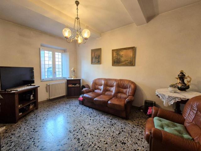 Villa Indipendente in vendita a Camigliano Santa Gemma, Capannori