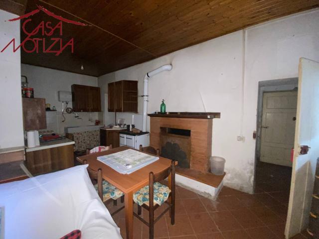 Villa Indipendente in vendita a Colle di Compito, Capannori