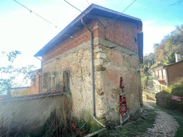 Appartamento in vendita a Fabbrica, Carrara