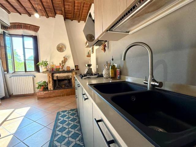 Villa Indipendente in vendita a Casciana Terme Lari, Lari