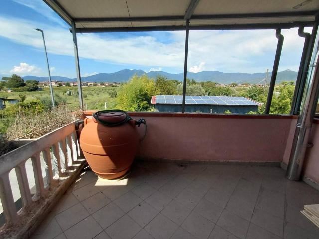 Villa Indipendente in vendita a Cascina, Toscana