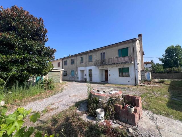 Villa Indipendente in vendita a Cascina, Toscana