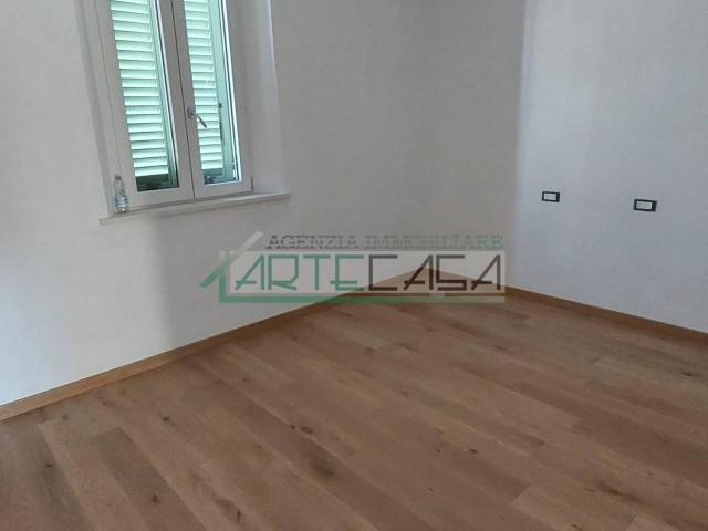 Villa Indipendente in vendita a Casciavola, Cascina