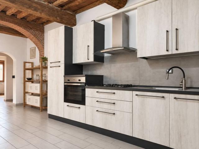 Villa Indipendente in vendita a Cascina