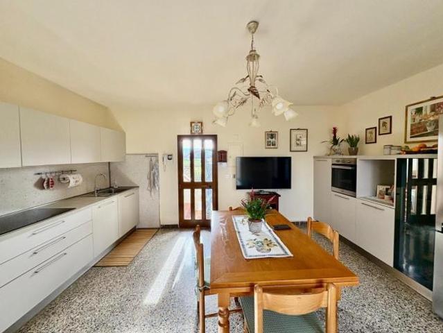 Villa Indipendente in vendita a Unione dei Comuni Circondario dell'Empolese Valdelsa, Castelfiorentino