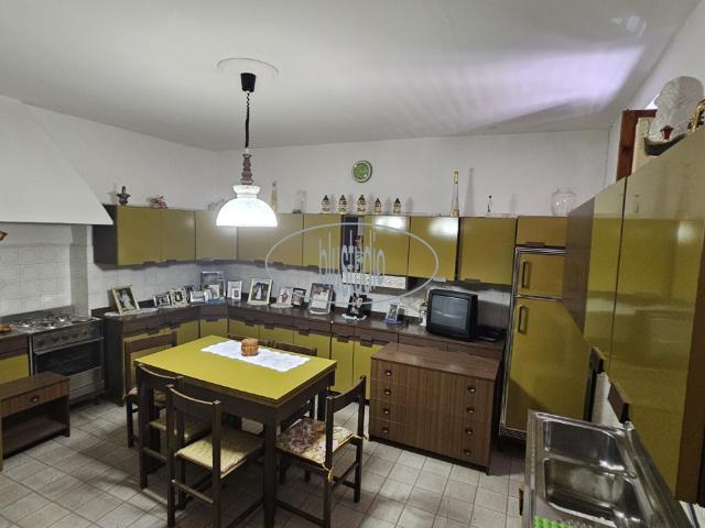 Villa Indipendente in vendita a Castelfranco Piandiscò, Toscana