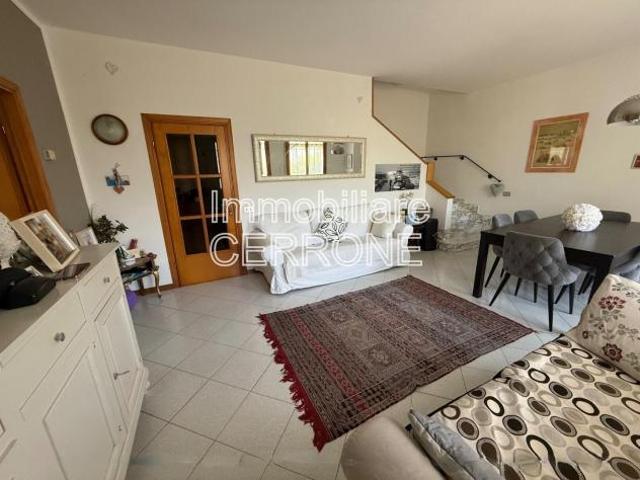 Villa Indipendente in vendita a Cecina, Toscana