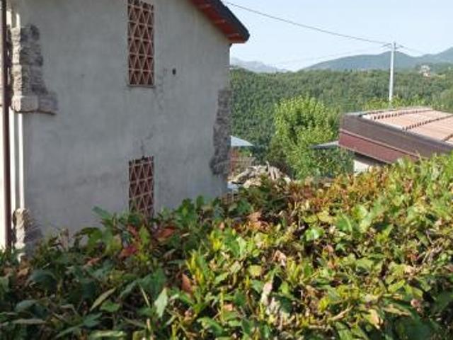 Villa Indipendente in vendita a Unione Comuni Garfagnana, Castelnuovo Di Garfagnana