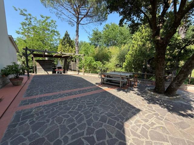 Villa Indipendente in vendita a Unione dei Comuni Circondario dell'Empolese Valdelsa, Empoli