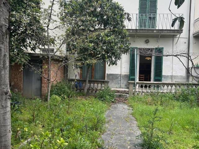 Villa Indipendente in vendita a Unione dei Comuni Circondario dell'Empolese Valdelsa, Empoli