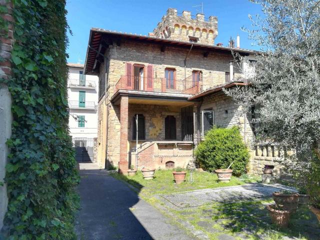 Villa Indipendente in vendita a Serpiolle, Firenze