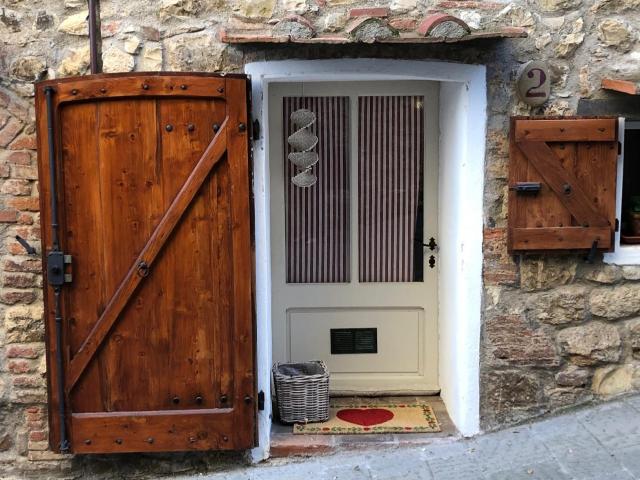 Villa Indipendente in vendita a Bivio Di Ravi, Toscana