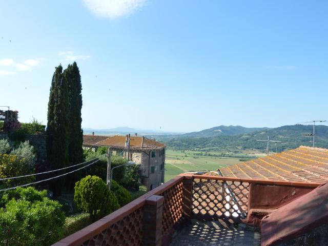 Villa Indipendente in vendita a Bivio Di Ravi, Toscana
