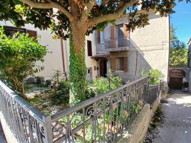 Appartamento in vendita a Guardea, Umbria
