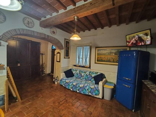 Villa Indipendente in vendita a Sorbano del Vescovo, Bagni Di Lucca Ponte