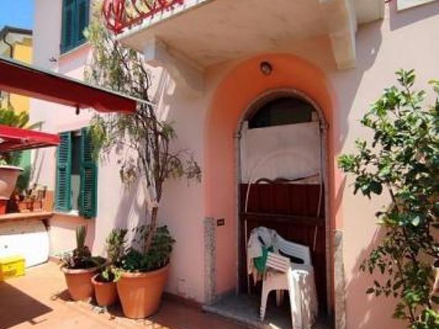 Villa Indipendente in vendita a Luni, Liguria