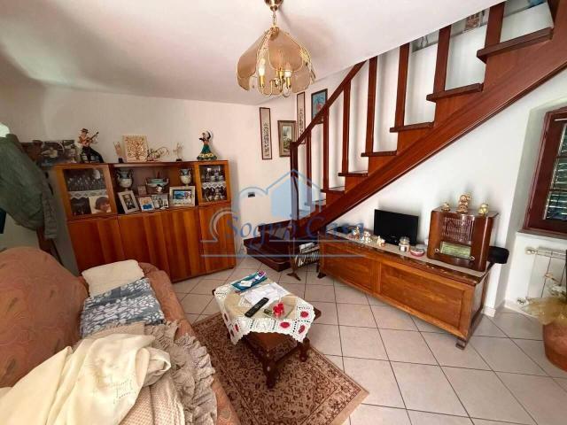 Villa Indipendente in vendita a Luni, Liguria