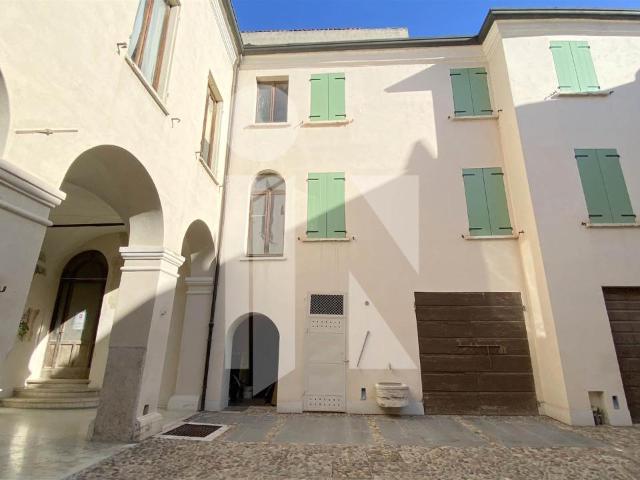 Villa Indipendente in vendita a Fiera-Catena, San Giorgio Di Mantova