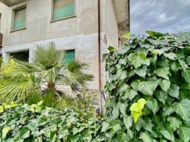 Villa Indipendente in vendita a Montecatini Terme, Pistoia