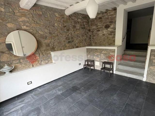 Casa in vendita a Montecatini Alto, Montecatini Terme