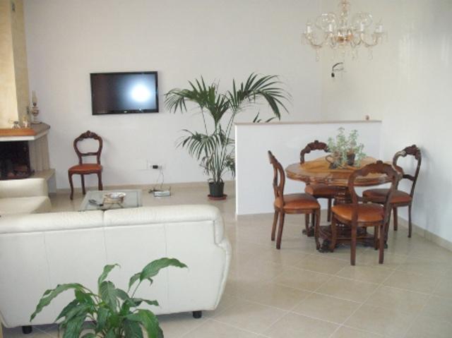 Villa Indipendente in vendita a Montemurlo, Toscana