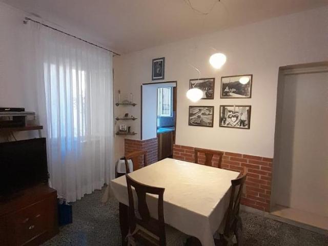 Villa Indipendente in vendita a Capanne, Montignoso