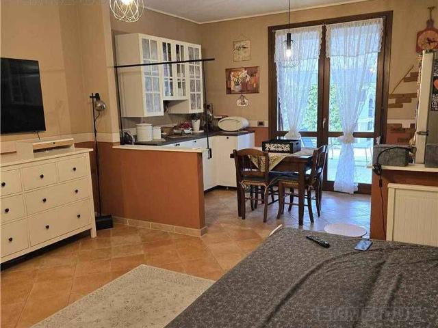 Villa Indipendente in vendita a Unione delle Terre d'Argine, Novi Di Modena