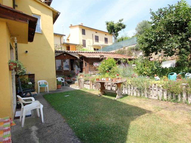 Villa Indipendente in vendita a Fontignano, Perugia