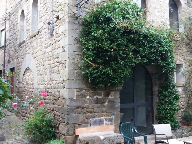 Villa Indipendente in vendita a San Lorenzo a Cerreto, Uzzano E Castello